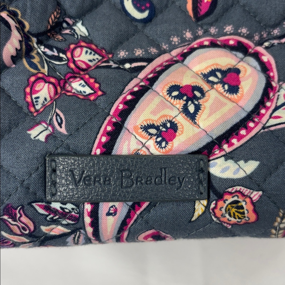 Vera Bradley Floral Quilted Women's Purse - Picture 9 of 9